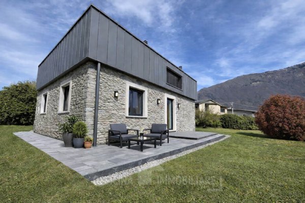 casa indipendente in vendita a Delebio