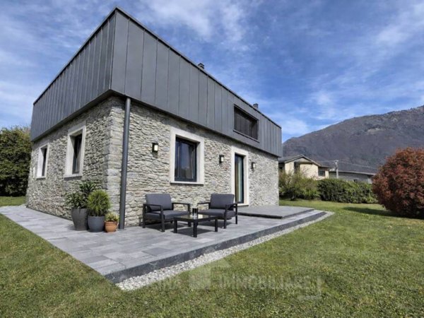 casa indipendente in vendita a Delebio