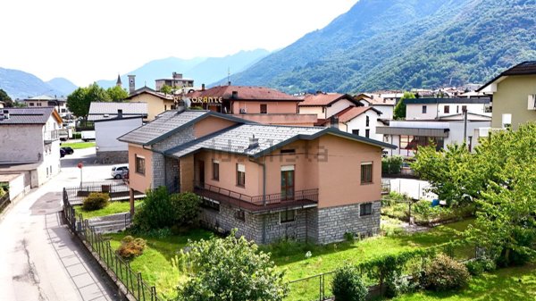 casa indipendente in vendita a Delebio