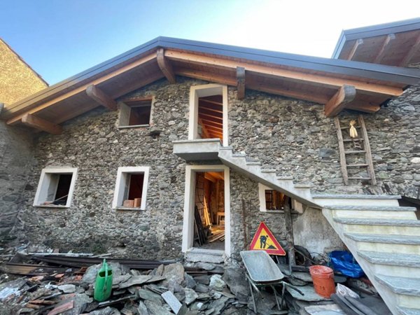 appartamento in vendita a Dubino