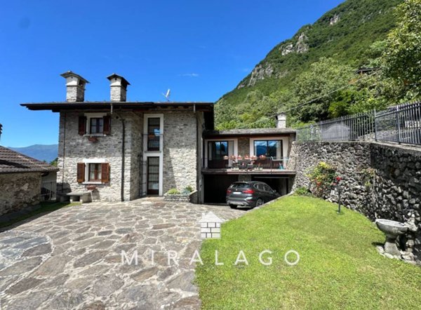 casa indipendente in vendita a Dubino