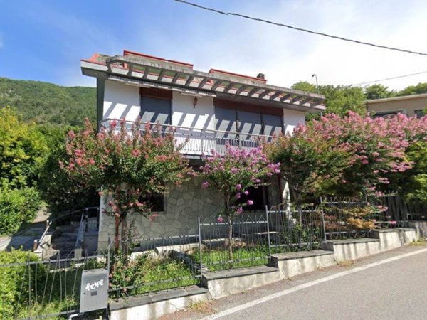 casa indipendente in vendita a Dubino