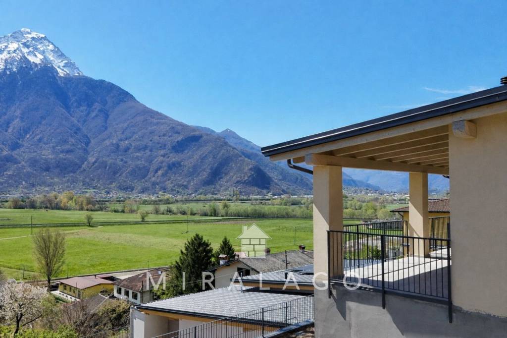 appartamento in vendita a Dubino