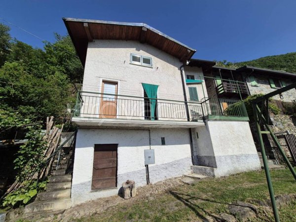 casa indipendente in vendita a Dubino in zona Nuova Olonio