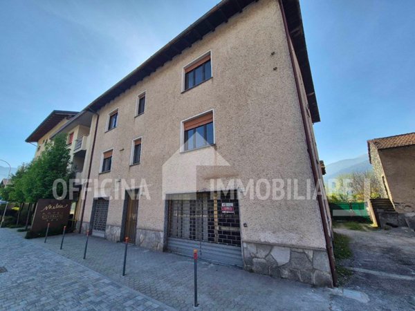 casa semindipendente in vendita a Dubino in zona Nuova Olonio