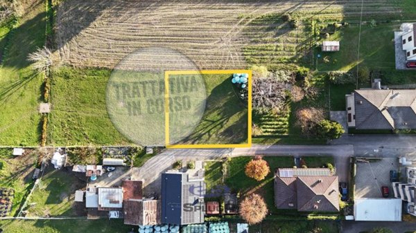 casa semindipendente in vendita a Dubino in zona Nuova Olonio