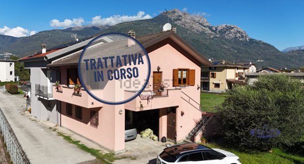 casa indipendente in vendita a Dubino