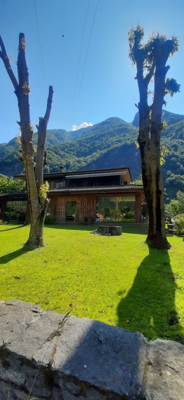 casa indipendente in vendita a Dubino in zona Nuova Olonio
