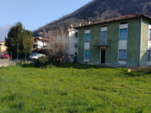 casa indipendente in vendita a Dubino