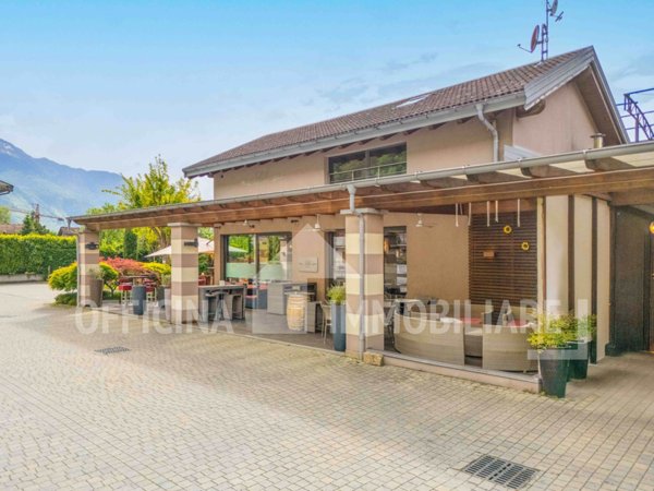 negozio in vendita a Dubino in zona Nuova Olonio