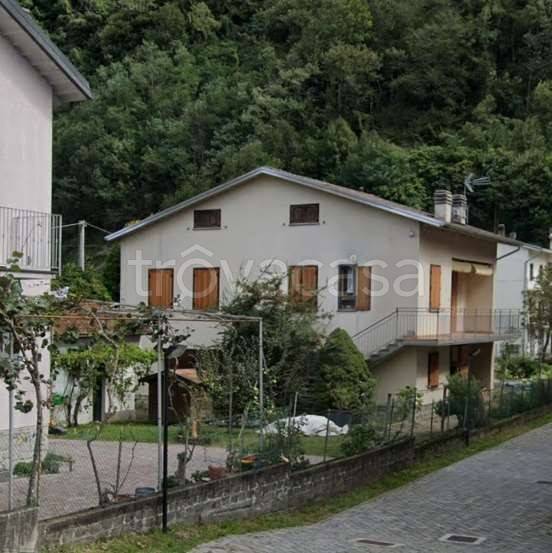 appartamento in vendita a Dubino