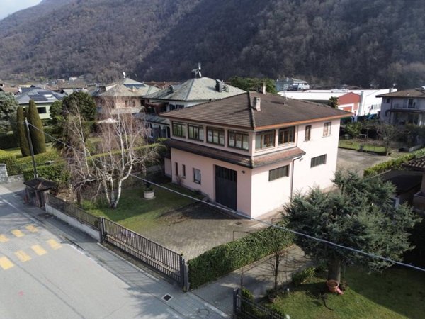 casa indipendente in vendita a Dubino in zona Nuova Olonio