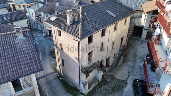 casa indipendente in vendita a Dubino