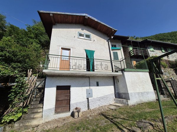 casa indipendente in vendita a Dubino in zona Nuova Olonio