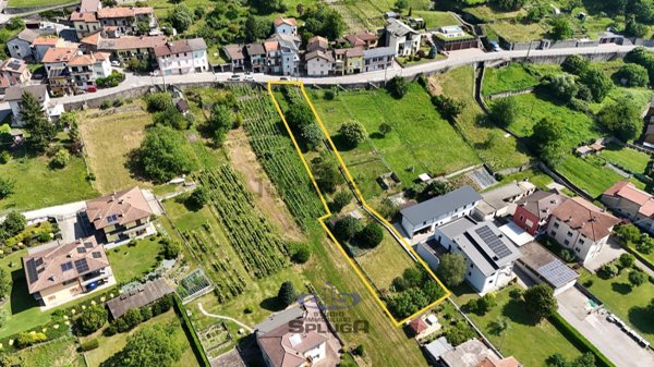 terreno edificabile in vendita a Dubino