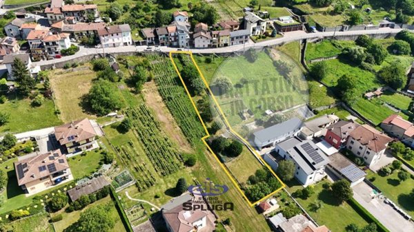 terreno in vendita a Dubino
