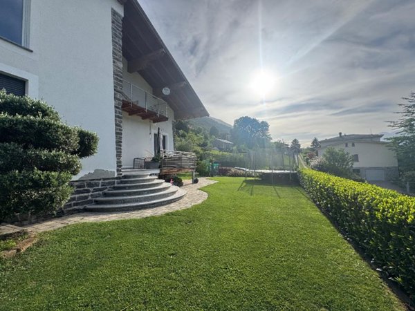 casa indipendente in vendita a Dubino