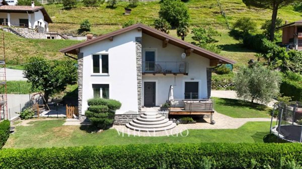casa indipendente in vendita a Dubino
