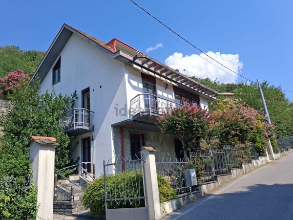casa indipendente in vendita a Dubino