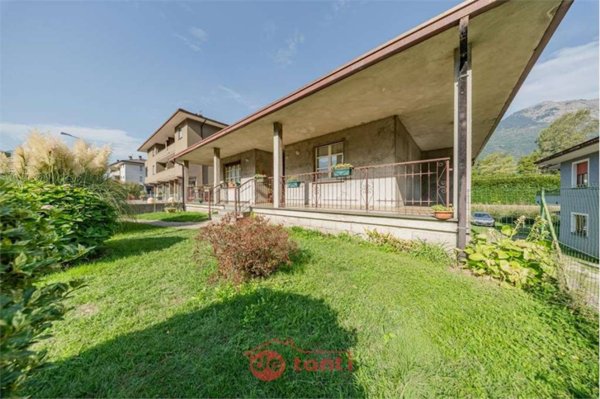 casa indipendente in vendita a Dubino in zona Nuova Olonio