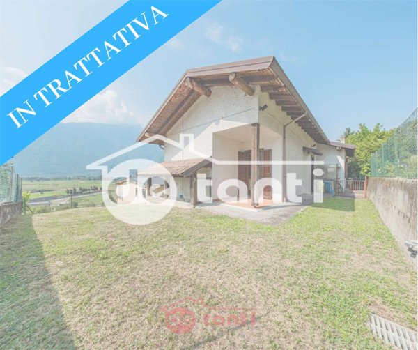 casa indipendente in vendita a Dubino