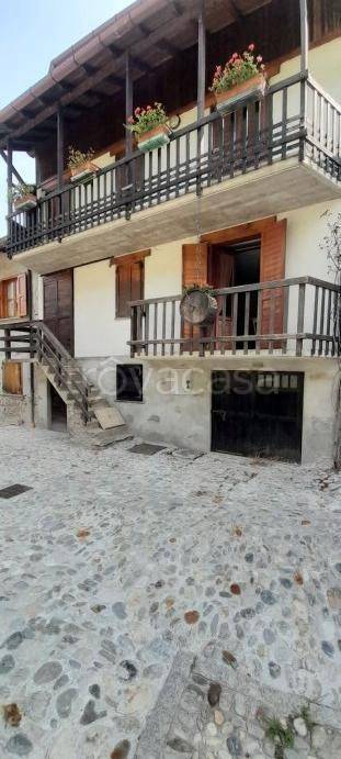appartamento in vendita a Faedo Valtellino