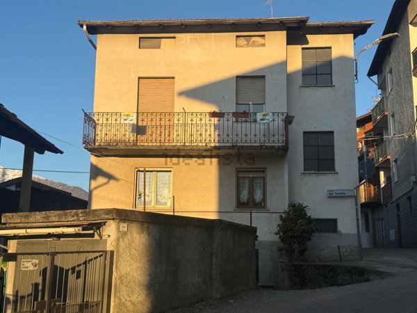 casa indipendente in vendita a Faedo Valtellino