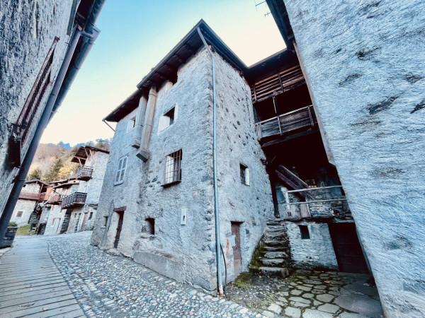casa indipendente in vendita a Forcola