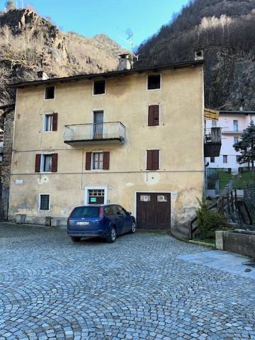 casa indipendente in vendita a Forcola