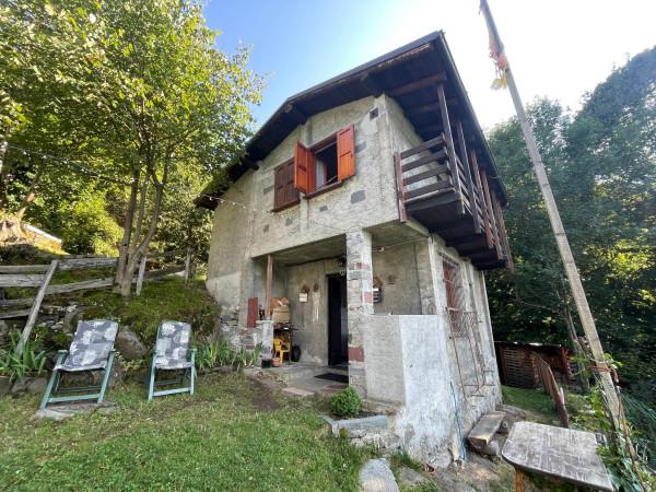 casa indipendente in vendita a Forcola