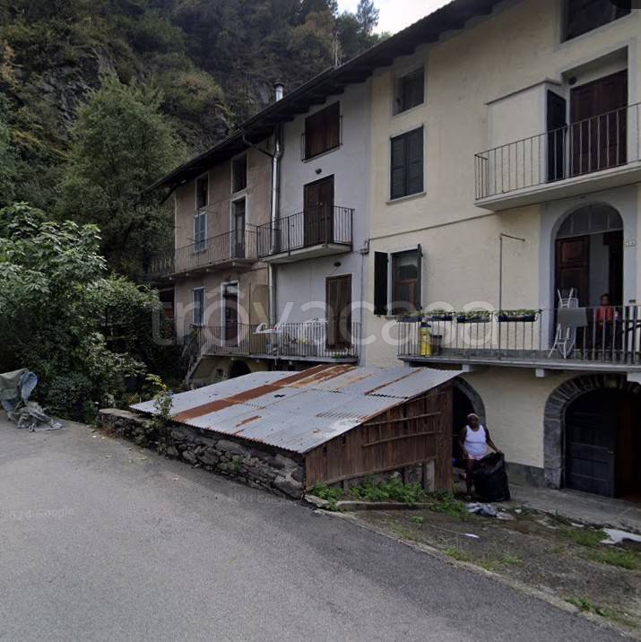 casa indipendente in vendita a Fusine