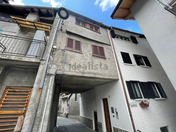 appartamento in vendita a Gerola Alta in zona Foppa