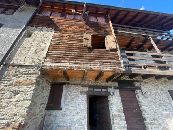 casa indipendente in vendita a Gerola Alta in zona Case di Sopra