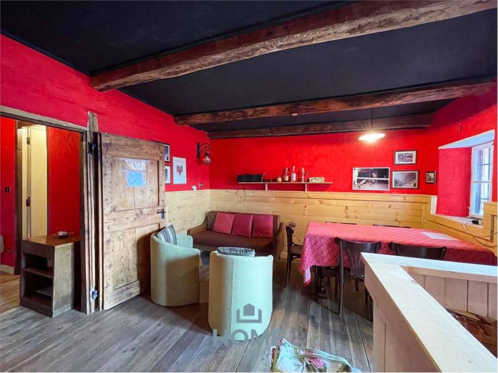 appartamento in vendita a Gordona in zona Menarola