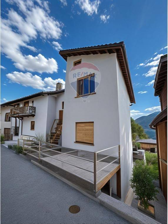 casa indipendente in vendita a Gordona
