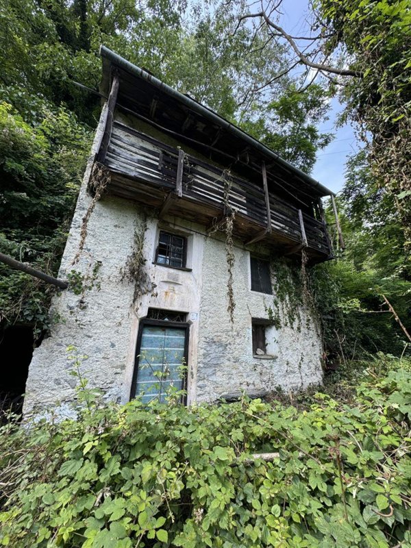 casa indipendente in vendita a Gordona