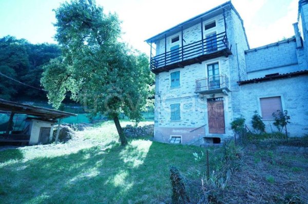 casa indipendente in vendita a Gordona