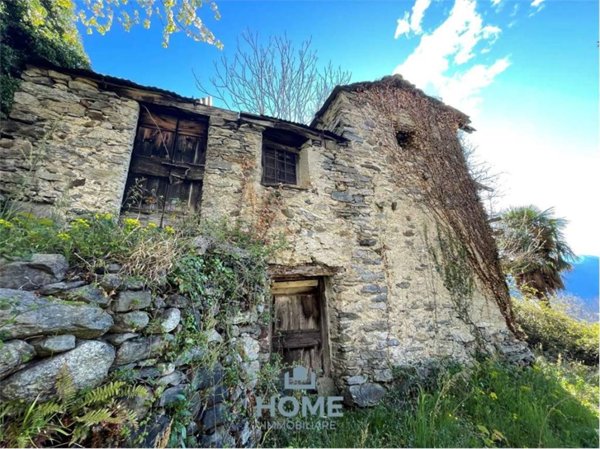 appartamento in vendita a Gordona in zona Menarola