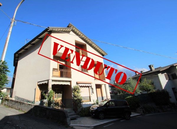 casa indipendente in vendita a Gordona