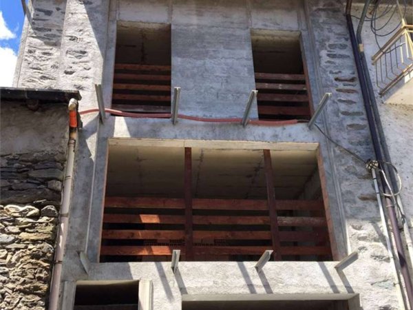 casa indipendente in vendita a Gordona