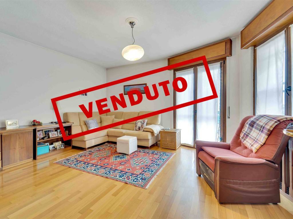 casa indipendente in vendita a Gordona
