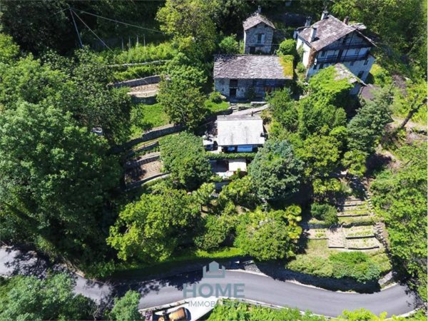 casa indipendente in vendita a Gordona in zona Menarola