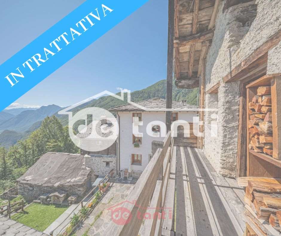 appartamento in vendita a Gordona in zona Menarola