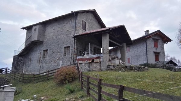 casale in vendita a Gordona
