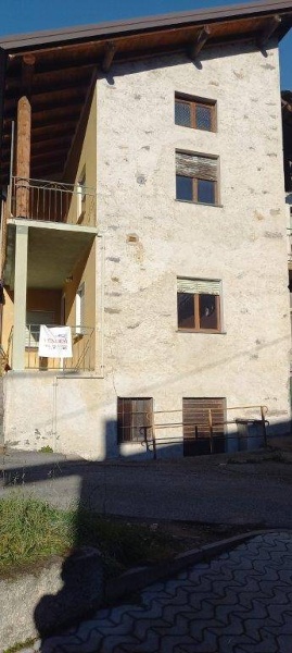 casa indipendente in vendita a Gordona