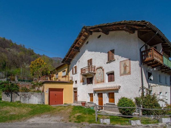 pentavano in vendita a Gordona