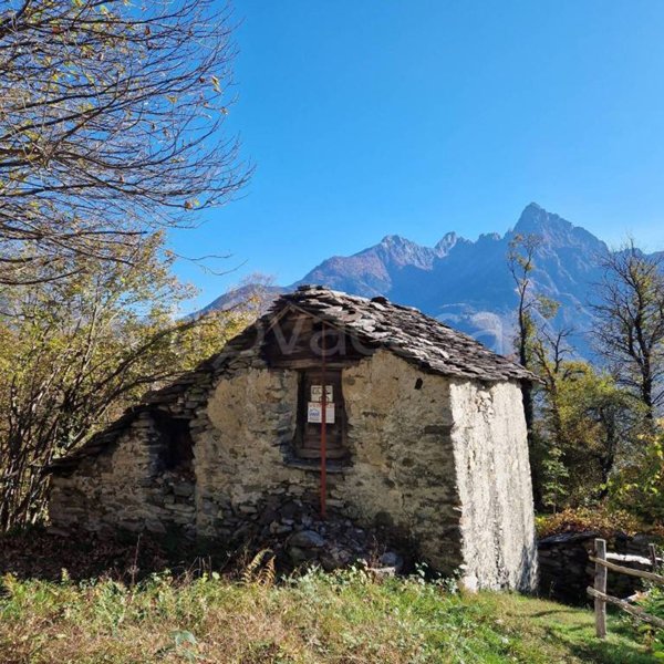 casa indipendente in vendita a Gordona in zona Menarola