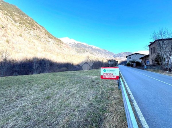 terreno edificabile in vendita a Grosio in zona Tiolo