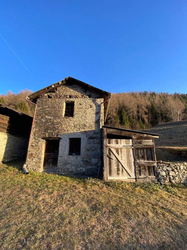 appartamento in vendita a Grosio in zona Vernuga