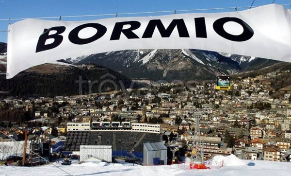 appartamento in vendita a Grosio in zona Vernuga